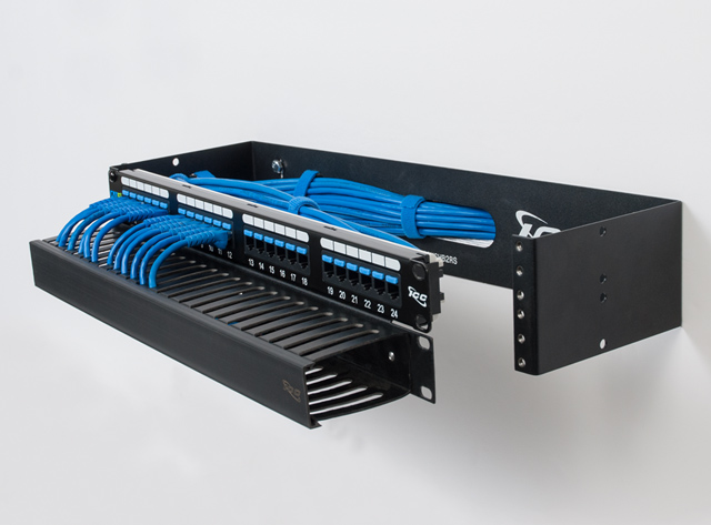 Image of CAT6 Patch Panel with 24 Ports and 1 RMS